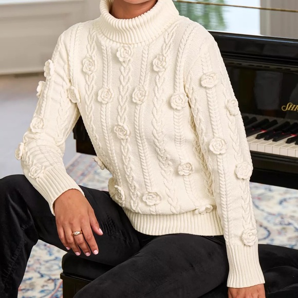 Boston Proper Sweaters - Boston Proper Chenille Rosette Cable Turtleneck Sweater Size Small